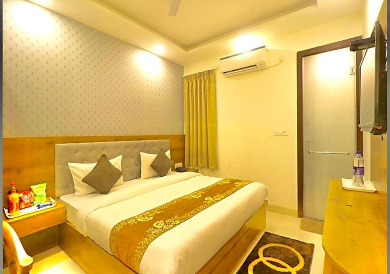 Hotel Qubic Near Igi Delhi Airport New Delhi Eksteriør bilde