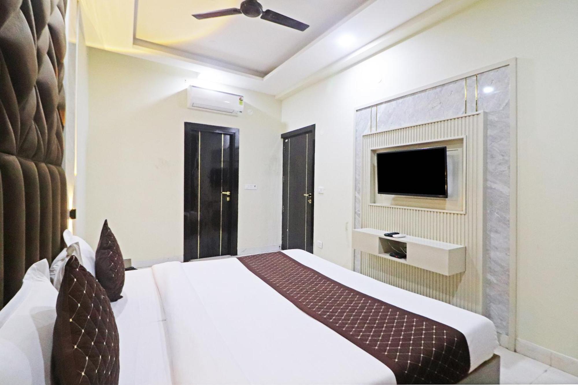 Hotel Qubic Near Igi Delhi Airport New Delhi Eksteriør bilde
