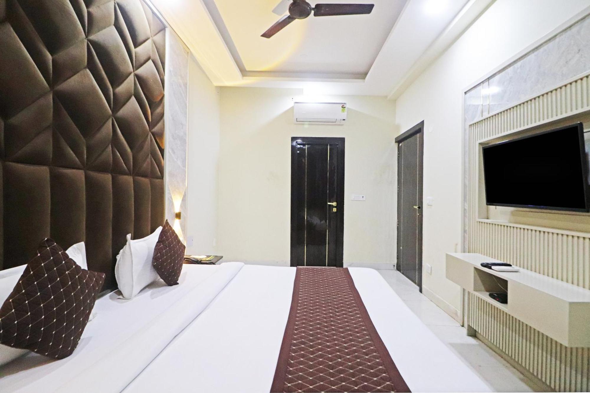 Hotel Qubic Near Igi Delhi Airport New Delhi Eksteriør bilde