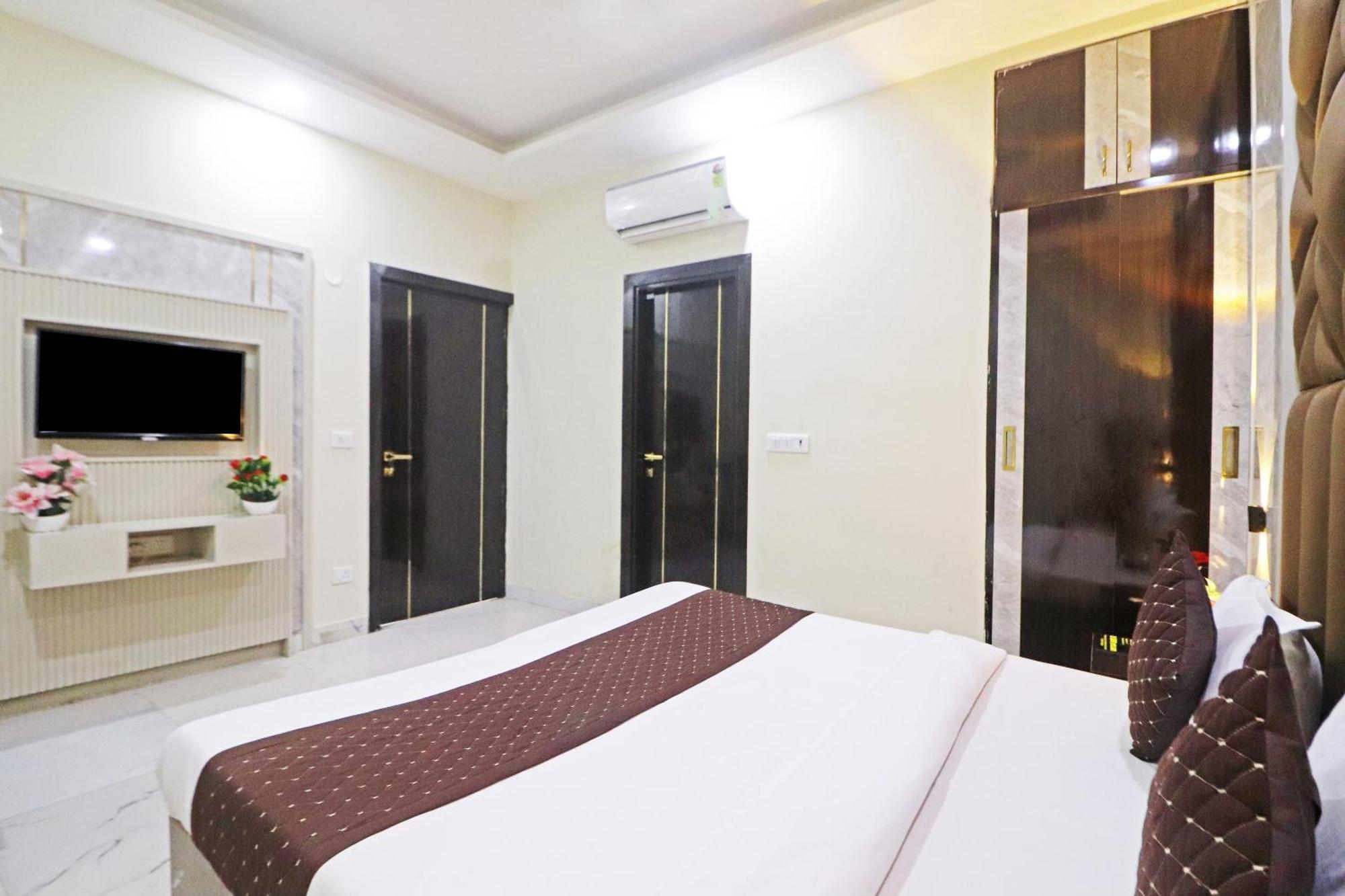 Hotel Qubic Near Igi Delhi Airport New Delhi Eksteriør bilde
